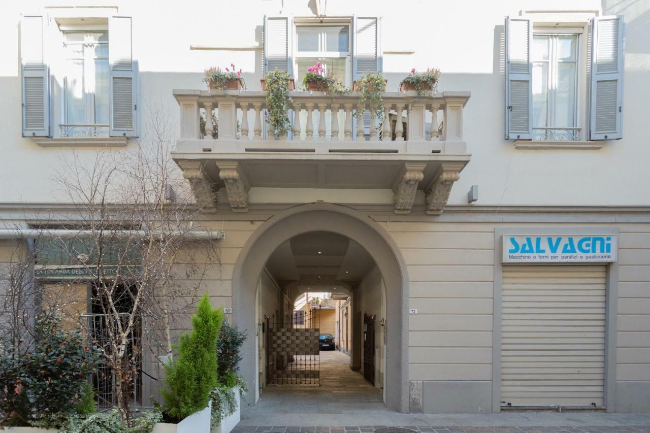 White With Private Terrace By Rent All Appartamento